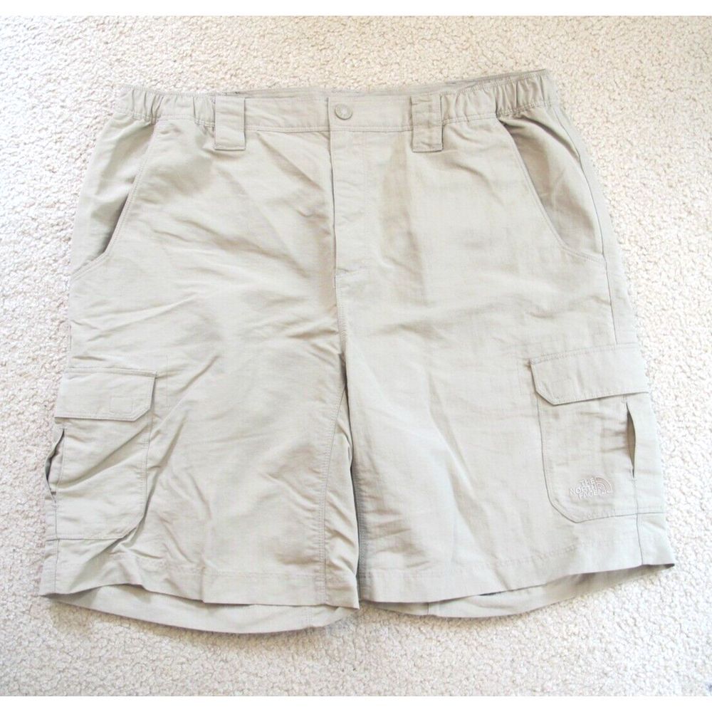 The North Face Nylon Casual Khaki Cargo Shorts Men's‎ Large Beige Outdoor Summer